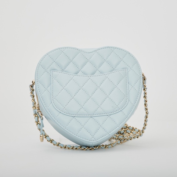 CHANEL LAMBSKIN BLUE QUILTED HEART SHOULDER BAG - Picture 2 of 8